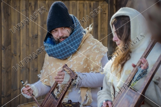 folk holiday